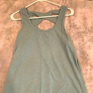 Gaiam fitness/yoga/workout tank top